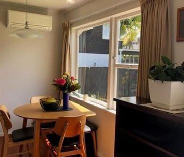 Sunny, fully fenced home - Photo 1