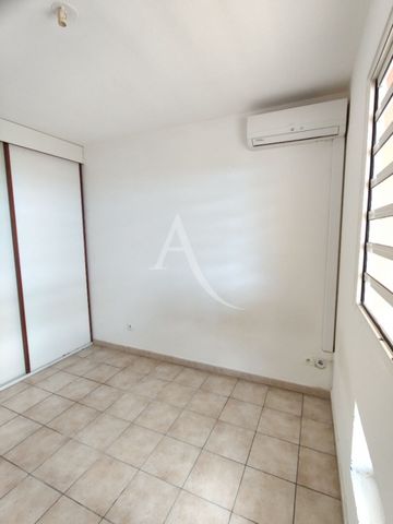 Location Appartement 36.53m² 2 pièces Fort de france - Photo 2