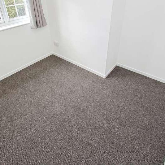 Hall Croft, Beeston, Beeston, NG9 - Photo 1