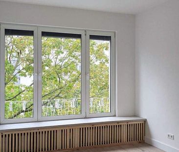 Erstbezug nach Sanierung: Stilvolle 3-Zimmer-Wohnung mit Designküch... - Photo 1