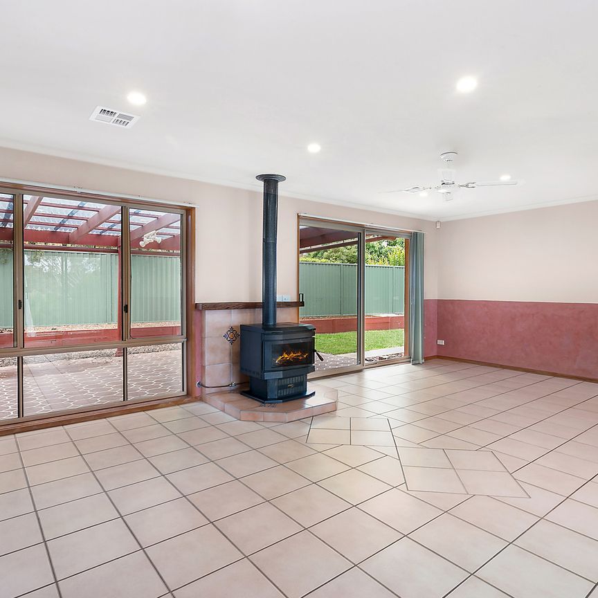 Perfectly situated next to parkland - Photo 1