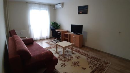 Kiadó felújított panel lakás - Pécs - Fotó 4