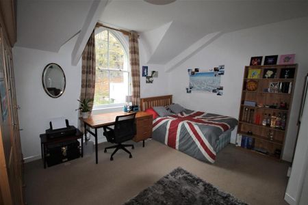 4 bedroom private hall to rent - Photo 5