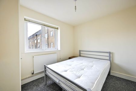 3 Bed Flat, Robinson Road, SW17 - Photo 4