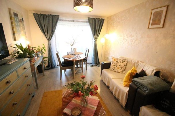 1 bedroom property to rent - Photo 1