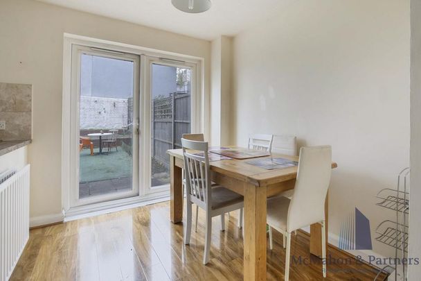 5 bedroom townhouse to rent - Photo 1