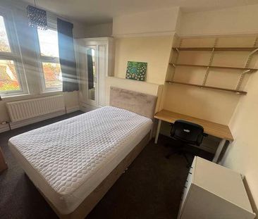 Surrey Road, North Harrow, HA1 - Photo 2