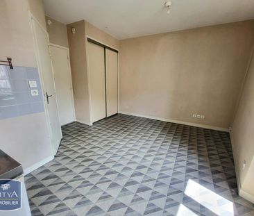 Location Appartement 2 pièces 29m² CLERMONT FERRAND 63000 - Photo 2