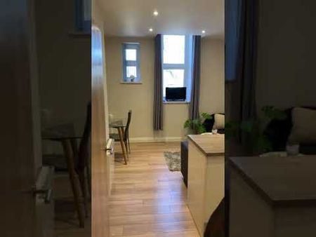 2 Bed Flat, Headingley Lane, LS6 - Photo 2