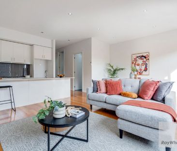 Charming 3-Bedroom Townhouse in Westmeadows - Photo 3