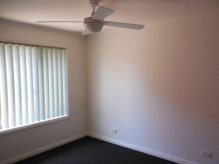 Very Neat Two Bedroom Unit - Photo 4