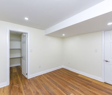 For Lease - 5744 Philip Drive Unit# Basement, Mississauga, Ontario - Photo 1