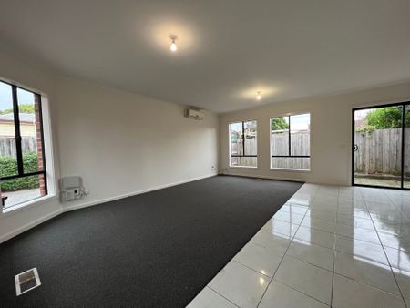 Perfect Home in Great Location - Photo 3