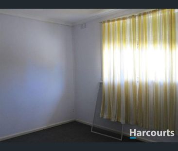 3/33 Corrigan Road, Noble Park, Vic 3174 - Photo 3
