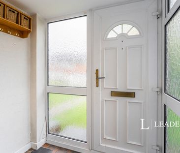 2 bedroom house to rent Hoblands, Haywards Heath, West Sussex, RH16 - Photo 5