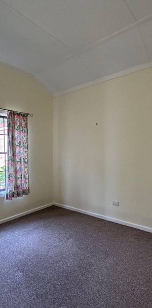 Granny Flat - Photo 1