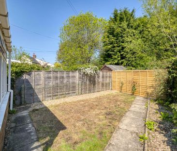 2 bedroom semi-detached house to rent - Photo 4