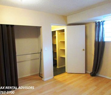 1526 69 Street NW - Photo 2