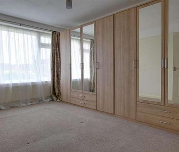 Percy Close, Leconfield, Beverley, HU17 - Photo 1