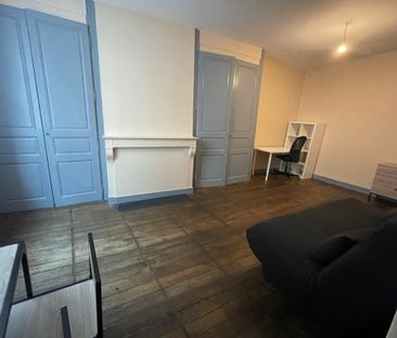 Location appartement T1 de 32m² – Hyper Centre Limoges – étudiant –... - Photo 4