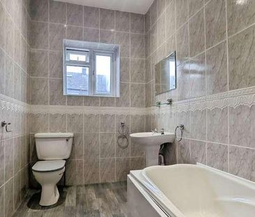 Verney Road, Royton, OL2 - Photo 2