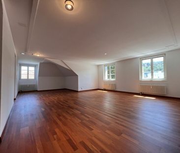 Appartement mansardé de 3,5 pièces avec beaucoup de charme - Foto 4