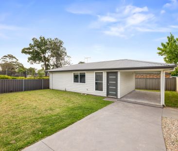 Impeccable Granny Flat with Own Driveway and Carport - Photo 2