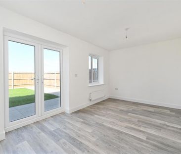 3 bedroom end of terrace house to rent - Photo 6