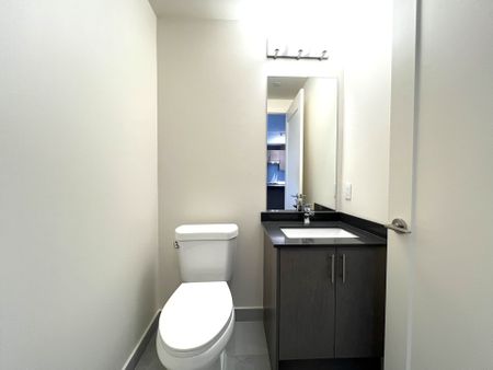 For Lease - 27 Korda Gate Unit# 410, Vaughan, Ontario - Photo 3