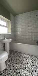 1 bedroom terraced house to rent - Photo 4