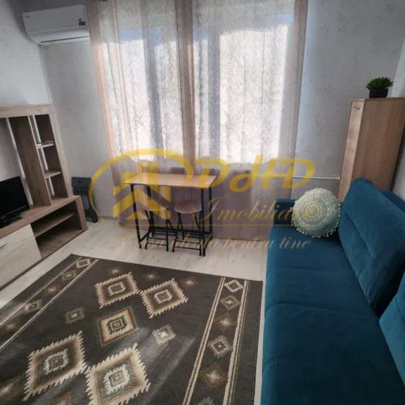Inchiriez cameră în zona Casa Sindicatelor - Fotografie 1
