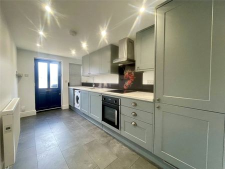 New Road, Basingstoke, Hampshire, RG21 - Photo 3