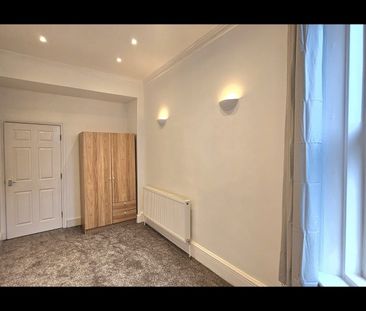 2 Bed Flat, Bennett Road, LS6 - Photo 5