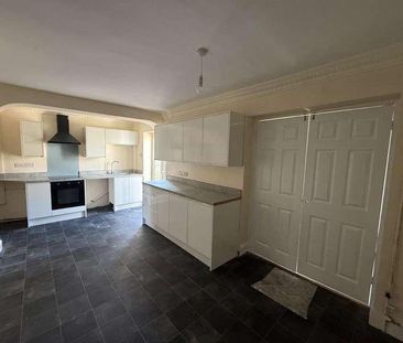 Tintern Crescent,bloxwich,walsall, WS3 - Photo 1