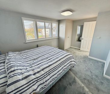 Kings Gardens, Upminster, RM14 - Photo 4