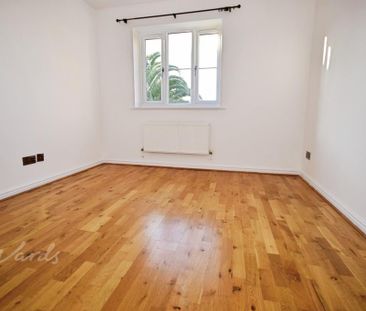 3 bedroom detached house to rent - Photo 3