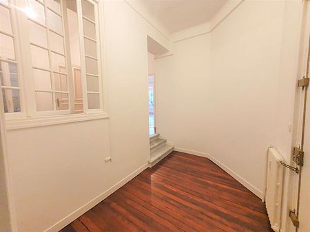 Location appartement 5 pièces, 153.71m², Nice - Photo 2