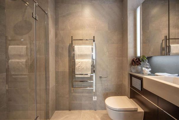Thornes House, Nine Elms, London, SW11 - Photo 1