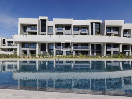 Wonderful ground floor apartment of 220.95 m² with 4 bedrooms and a garden for rent, located in Sky Villas en LGC7, La Finca, Pozuelo - Foto 5