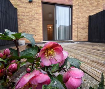 2 bedroom terraced house to rent - Photo 1