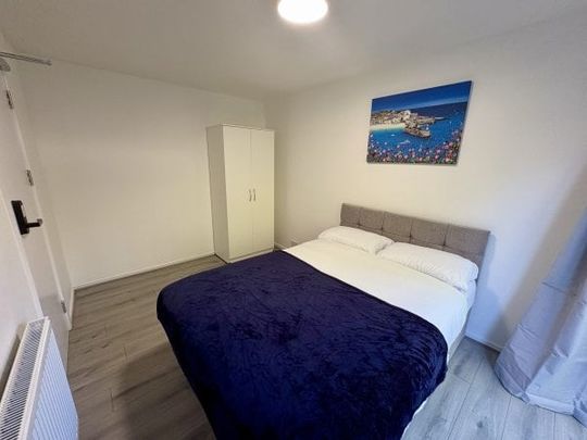 RM 1, Northside Walk, Arnold, Property for rent - Photo 1