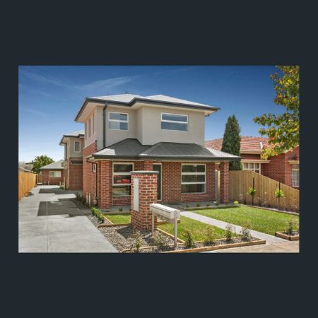 This townhouse is an easy 750 m walk to Reservoir Village - Photo 3