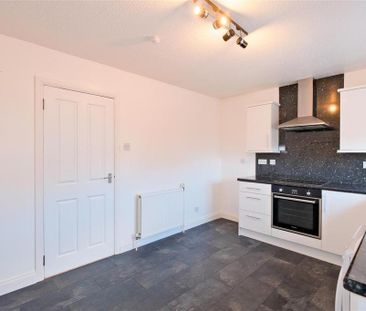 2 bedroom terraced house to rent - Photo 6