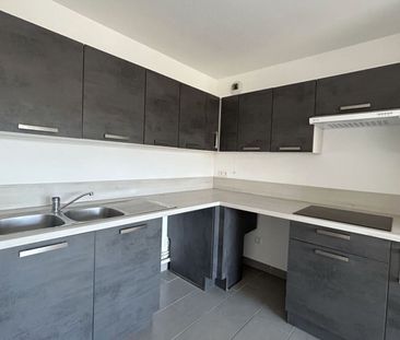 Appartement à louer 2 pièces • 77,90 m2 Sérignan - Photo 3
