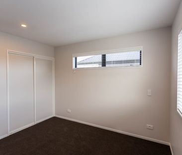 Near New Pet Friendly Townhouse! - Photo 1