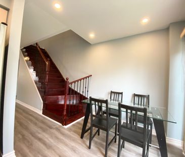 For Lease - 3020 Cedarglen Gate Unit# 42, Mississauga, Ontario - Photo 1