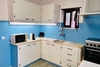 Moradia T2 com Quintal em São Domingos de Rana