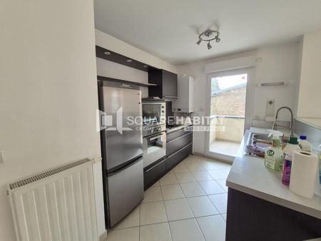 Location Appartement 3 pièces 76m² BAPAUME 62450 - Photo 2