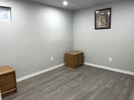 For Lease - 4 Brennan Road Unit# Room 2, Ajax, Ontario - Photo 3