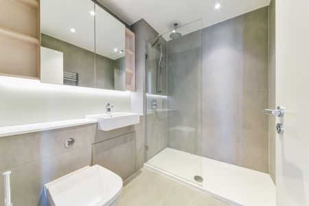 2 Bed Flat, St Gabriel Walk, SE1 - Photo 5